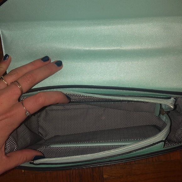 Purse - Picture 2 of 3